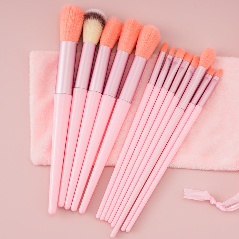 concealer-brush